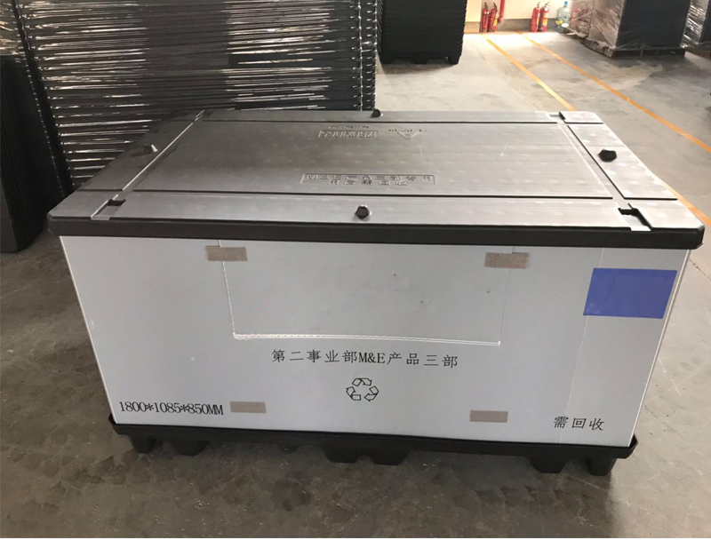 折疊圍板箱
